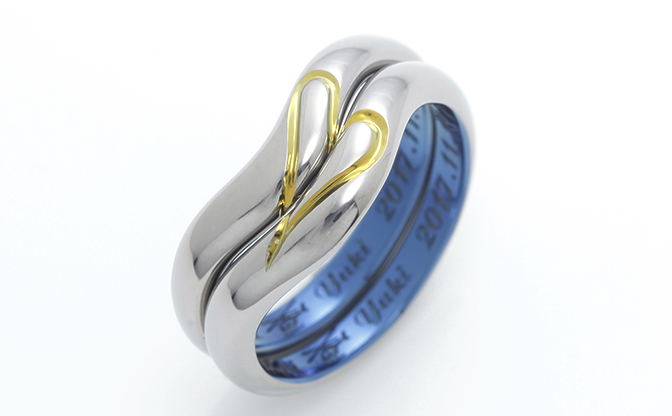 SORA(ソラ)の融合デザイン結婚指輪、ハートシェア（ジルコニウム）