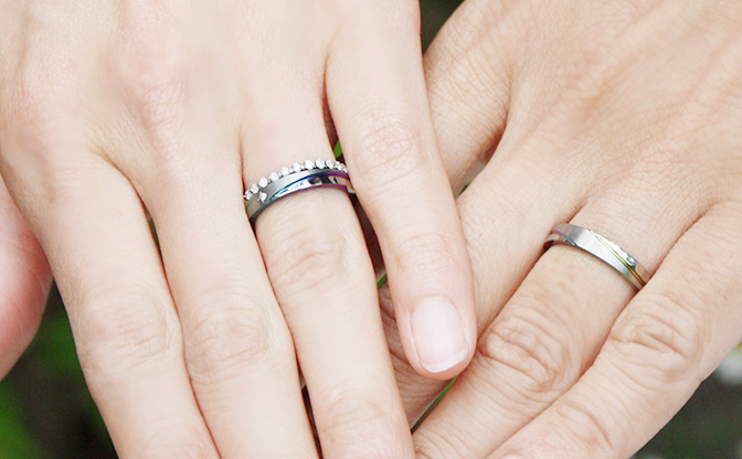 結婚指輪と婚約指輪の重ねづけ
