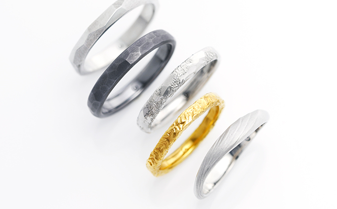 シンプルなのにおしゃれ 結婚指輪をワンランクアップさせるテクスチャー特集 結婚指輪のオーダーメイドsora ソラ
