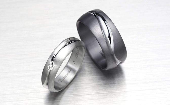 タンタルとプラチナの結婚指輪