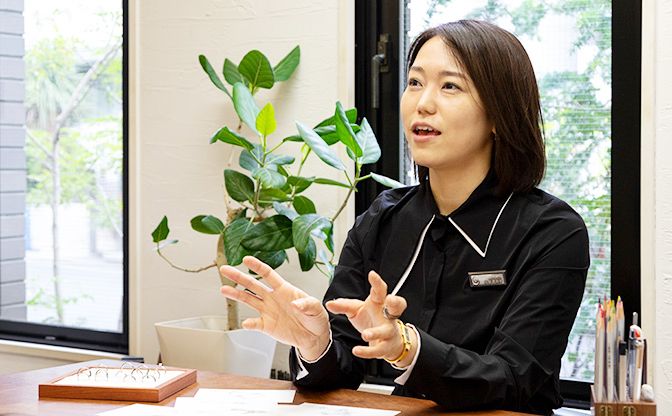 月舘 亜希子