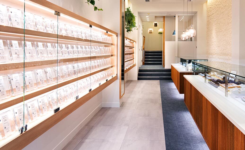 ビジュピコ横浜元町店（SORA結婚指輪・婚約指輪取扱店）