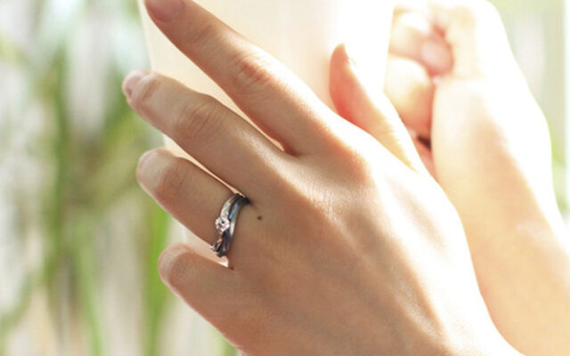 【婚約指輪のダイヤモンド】失敗しない“大きさ”の選び方_婚約指輪_ジルコニウム_02