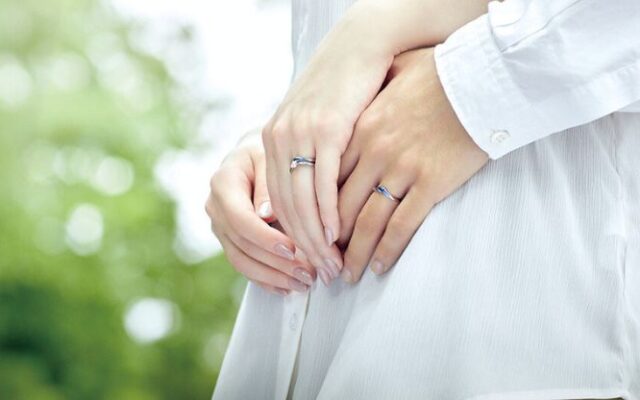結婚指輪_翠雨_着用