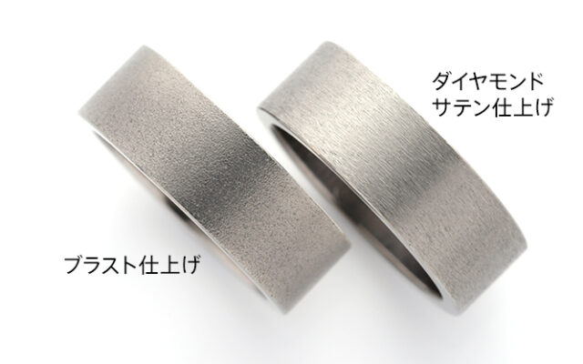 【シンプルなのにおしゃれ！】結婚指輪をワンランクアップさせるテクスチャー特集_指輪_05