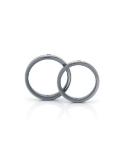 結婚指輪_黒_オロト_側面