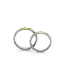 結婚指輪_苔_側面