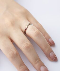 結婚指輪_香花_着用