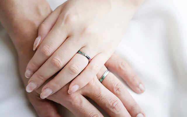 結婚指輪はいつ買う？購入の流れやおすすめのタイミングを紹介！_結婚指輪_ジルコニウム_08
