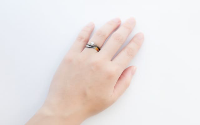 婚約指輪と結婚指輪のおすすめセットリング8選_結婚指輪_婚約指輪_ジルコニウム_11