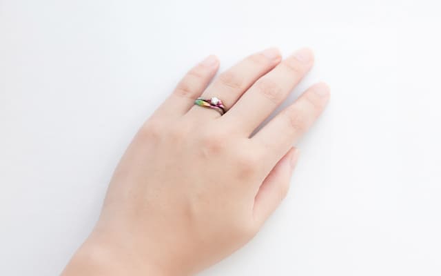 婚約指輪と結婚指輪のおすすめセットリング8選_結婚指輪_婚約指輪_ジルコニウム_19